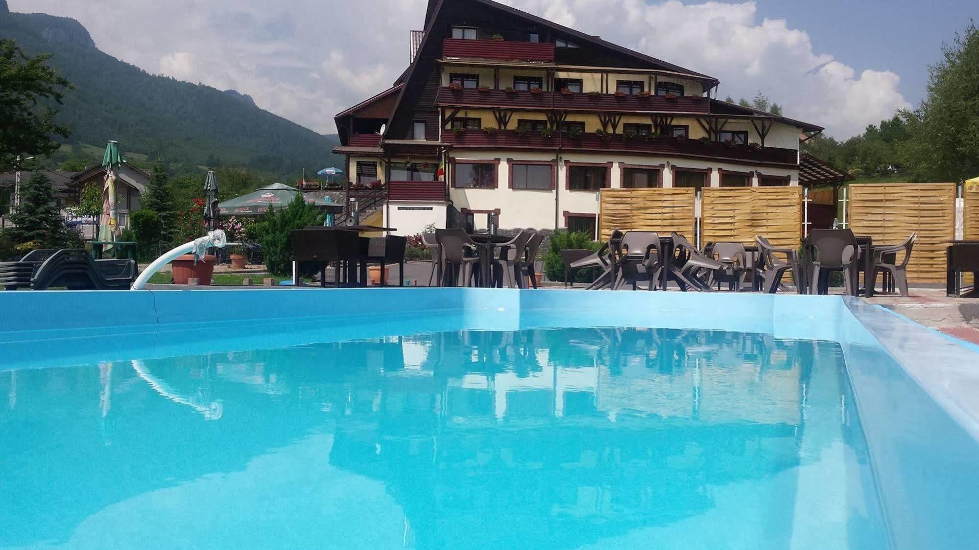 Bran Belvedere International Exterior foto